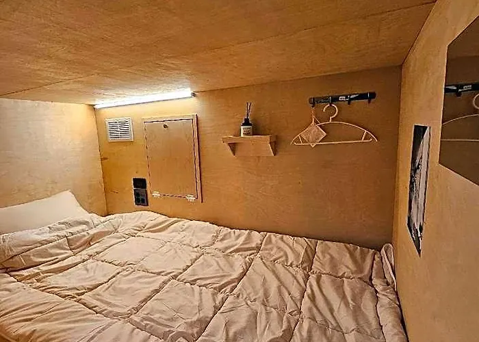 Hotel Travelight 2*